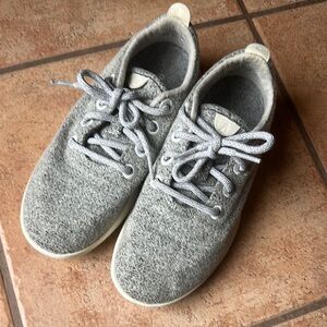 Allbirds light grey wool runners, tennis shoes
